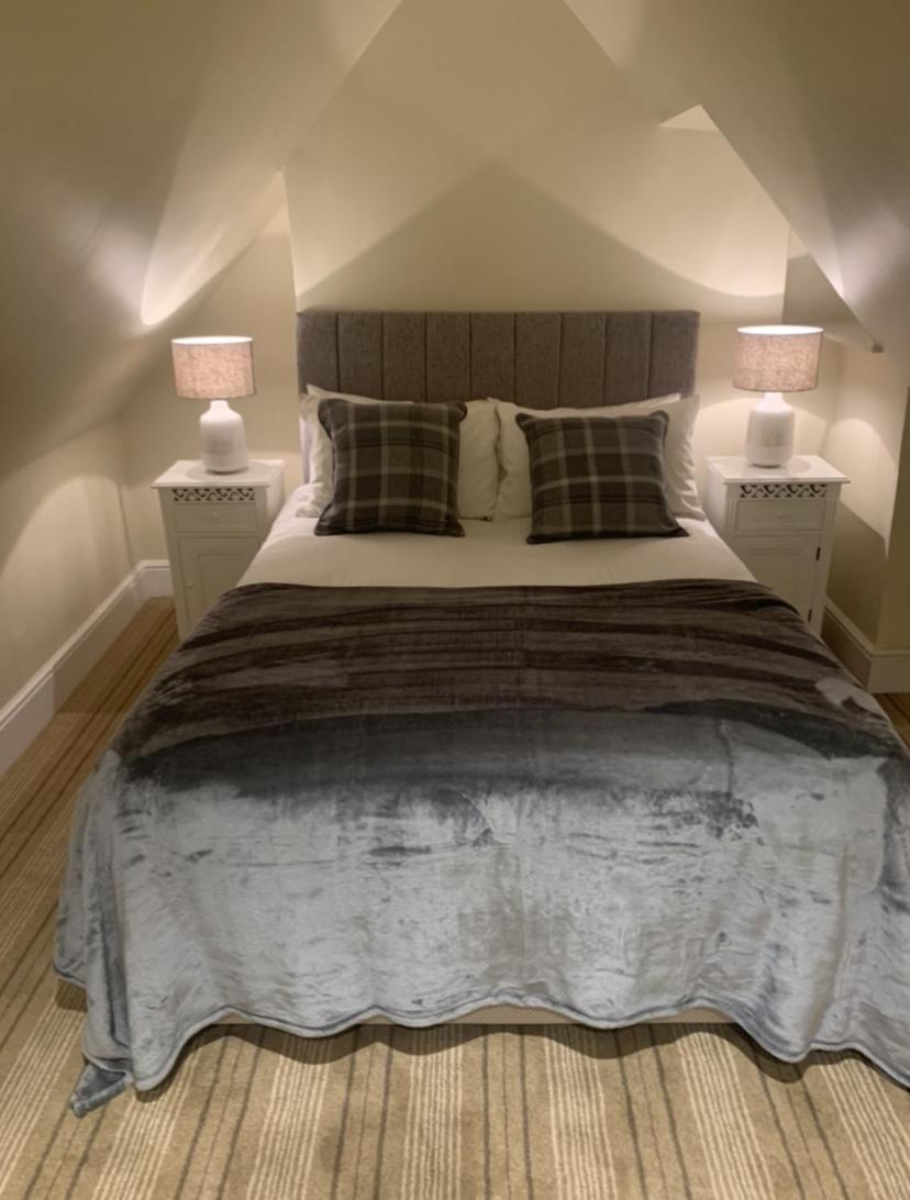 Wilton  Greyhound Inn Wilton מראה חיצוני תמונה