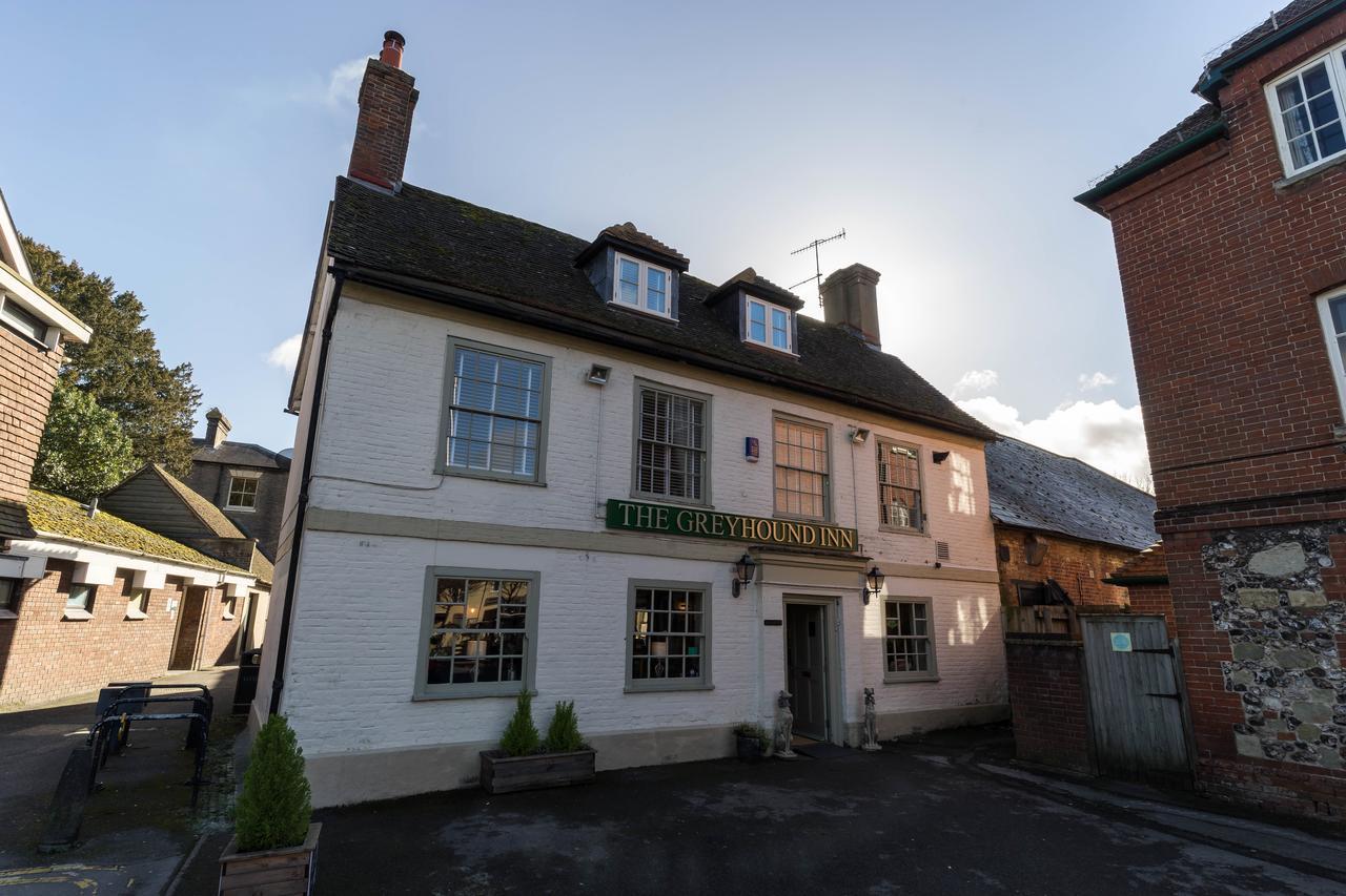 Wilton  Greyhound Inn Wilton מראה חיצוני תמונה